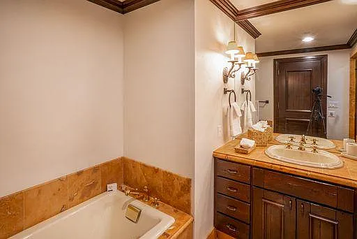 74 Pfister Dr — Photo 20