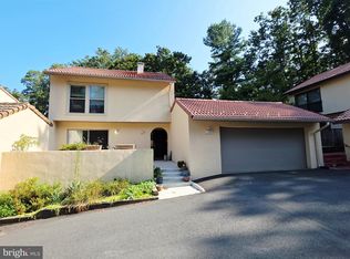 11682 Mediterranean Ct, Reston, VA 20190