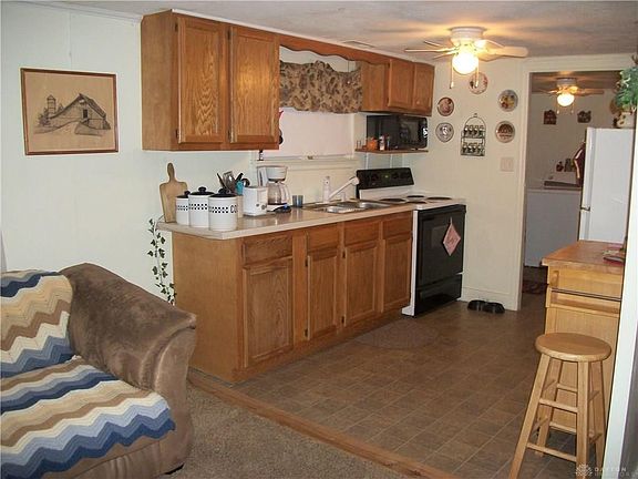 3rd image of 618 Bucoba St