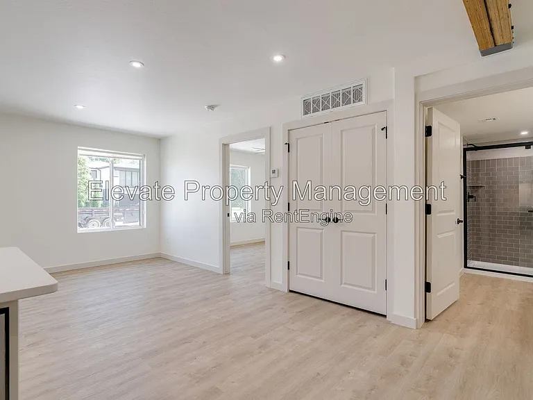 844 NW 43rd St #102 — Photo 15