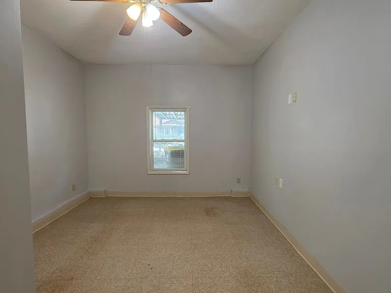 8505 Eastern Ave — Photo 10