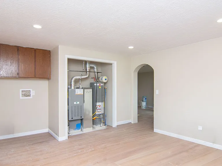 146 N 2300 W #2 — Photo 17