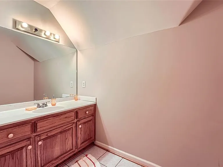 110 Boulder Dr — Photo 30