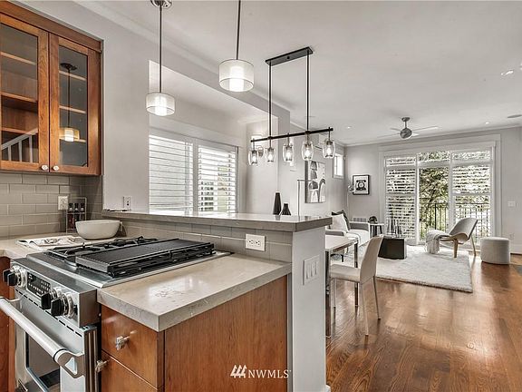 5th image of 1512 18th Ave Unit C