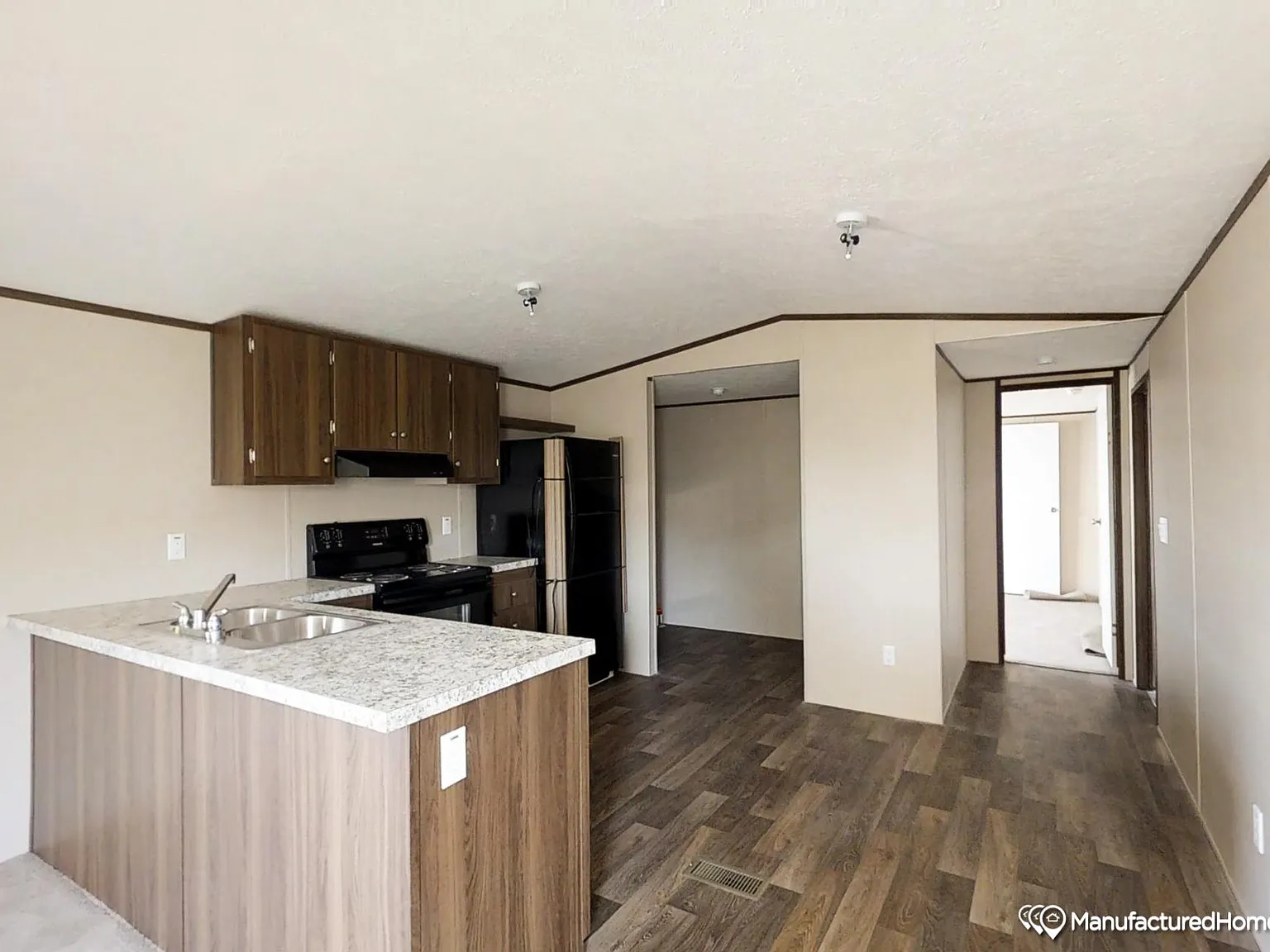 3 bed, $1,250 — Photo 4