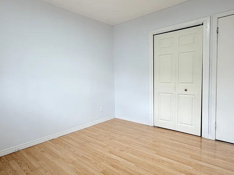 506 Aylmer Ave #4 — Photo 7