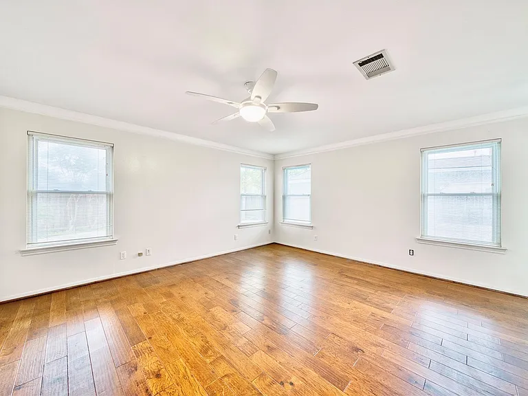 7914 Candle Ln — Photo 42