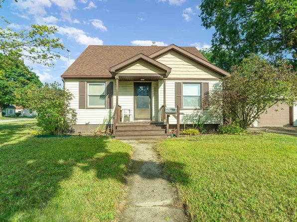 2203 Rodd St, Midland, MI 48640
