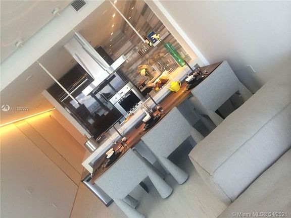 2nd image of 1100 Biscayne Blvd Unit 4203