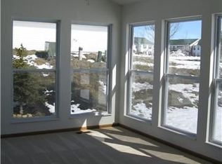 550 Stone Shadow Dr, Blacklick, OH 43004