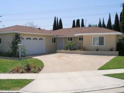 6522 Oakgrove Cir, Huntington Beach, CA, 92647