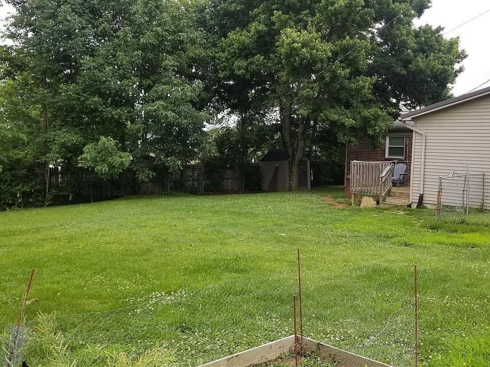 2nd image of 75 Leafdale Rd