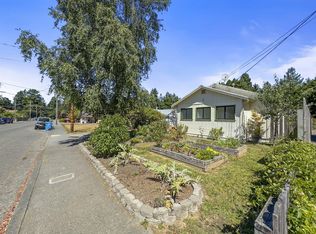 1725 Campton Rd, Eureka, CA 95503