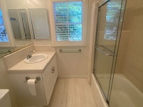 5th image of 3514 Montair Ave #1