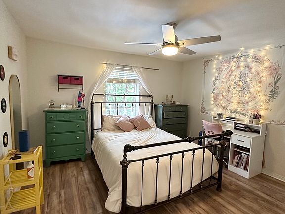 5th image of 5829 Copperwood Ln APT 2129