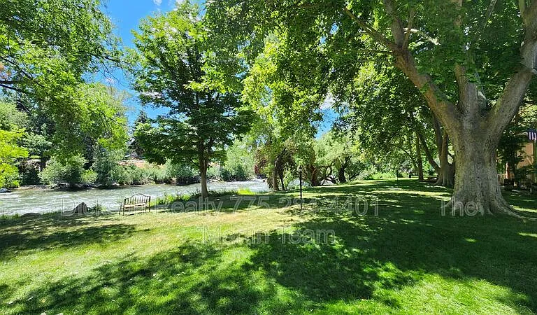 2300 Dickerson Rd #16 — Photo 22
