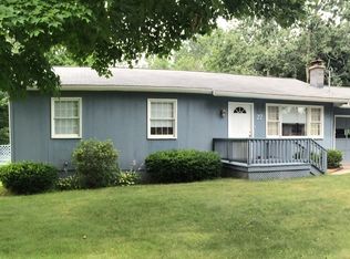 27 Lupine Ln, Queensbury, NY 12804