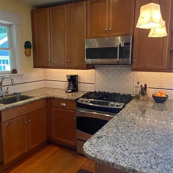 24 Burdick Ave — Photo 8