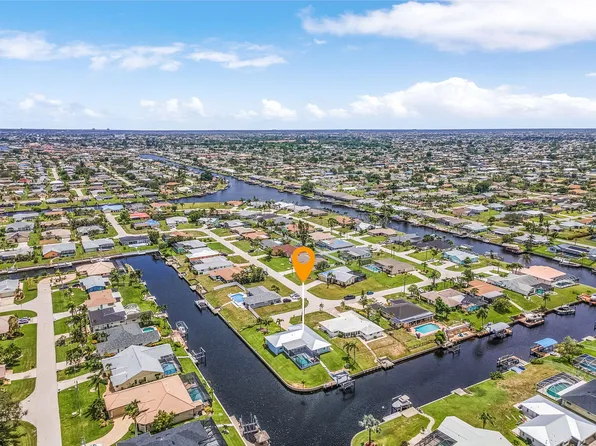 1047 SE 30th Ter, Cape Coral, FL 33904