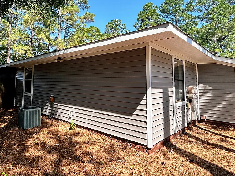 633 Mosswood Ln — Photo 15