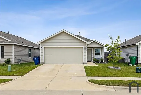 1113 Avalon Dr — Photo 5