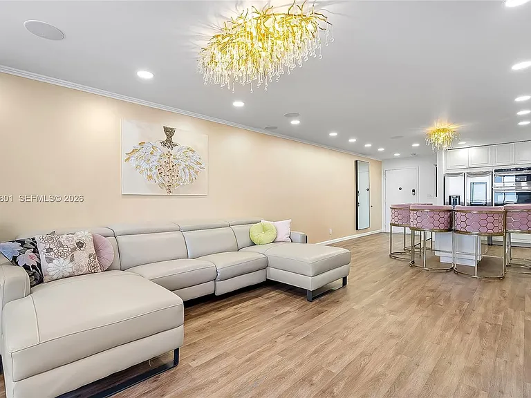 600 Three Islands Blvd #604 — Photo 9