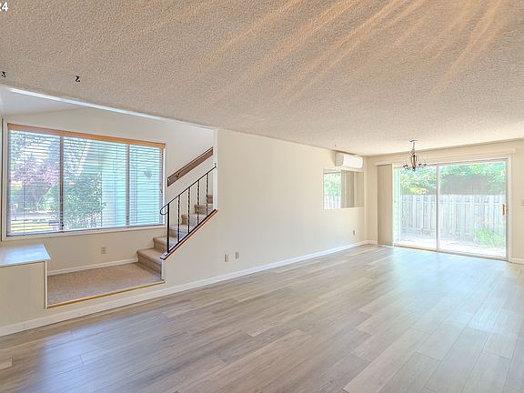 3rd image of 12115 SE 11th St