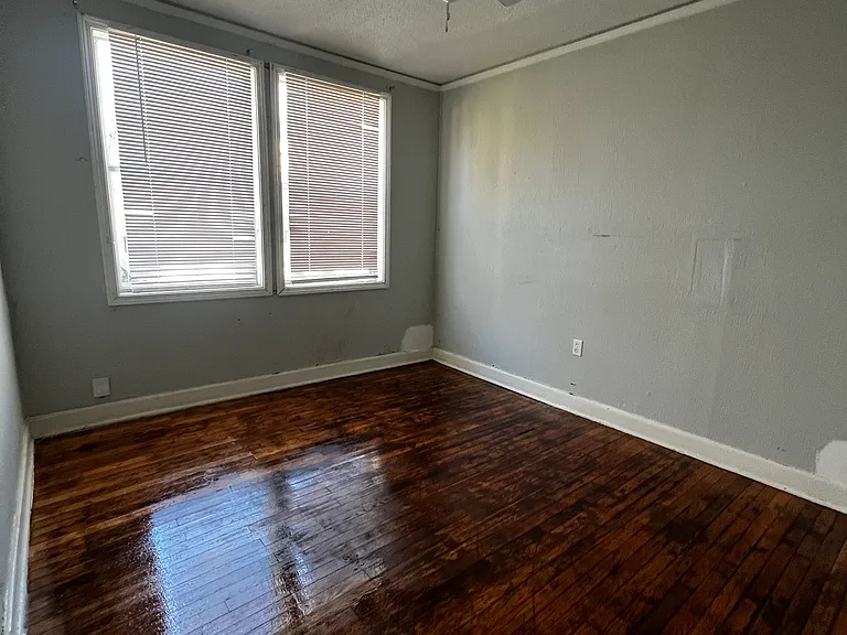 2817 Miller Ave — Photo 8