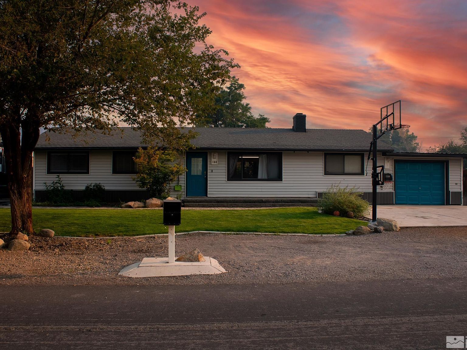 180 E Surge St, Reno, NV 89506 Zillow