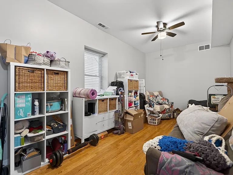 3115 N Oakley Ave #1 — Photo 16