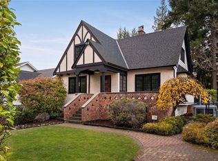 5208 Del Monte Ave, Saanich, BC V8Y1X2