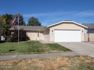 1305 E Horsehaven Ave, Post Falls, ID 83854