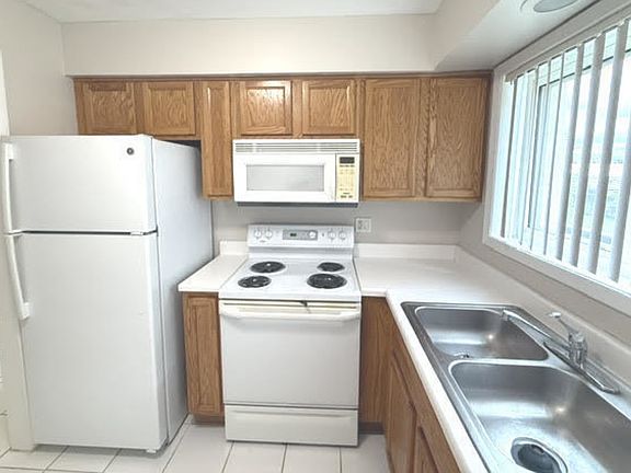 5th image of 330 N Carter St Unit 203