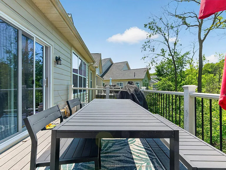 3062 N Spurway Dr — Photo 49