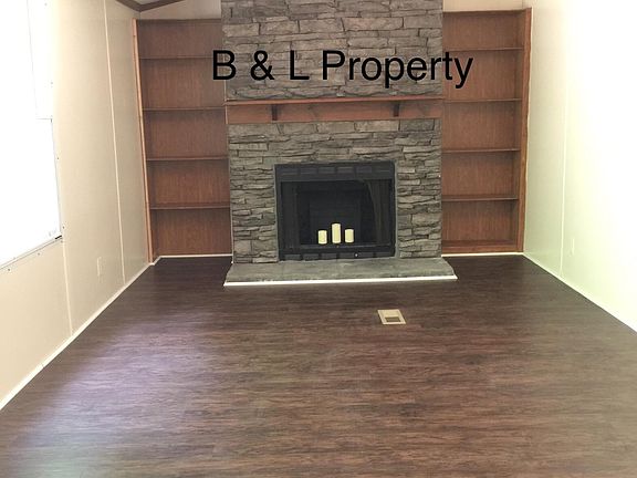 2nd image of 1321 Lexington Ave W