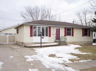 37 Meadowlawn Rd, Buffalo, NY 14225