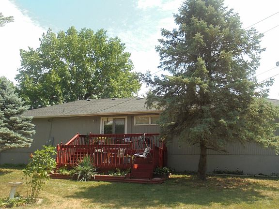3rd image of 3021 Bel Air Dr