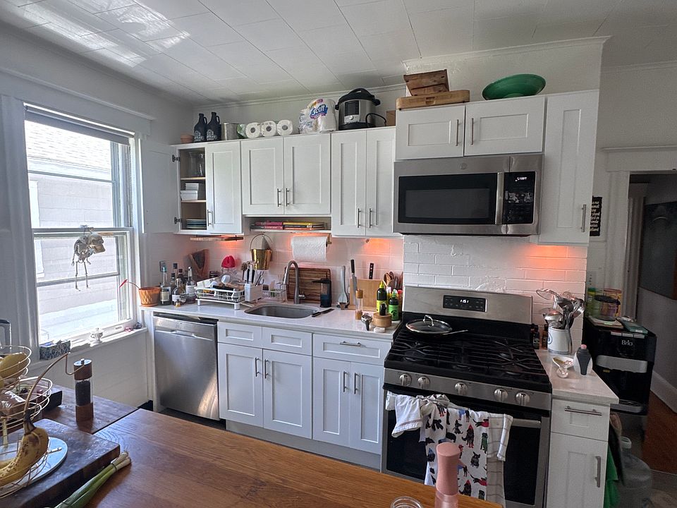 1st image of 149 Claremont Ave APT 2