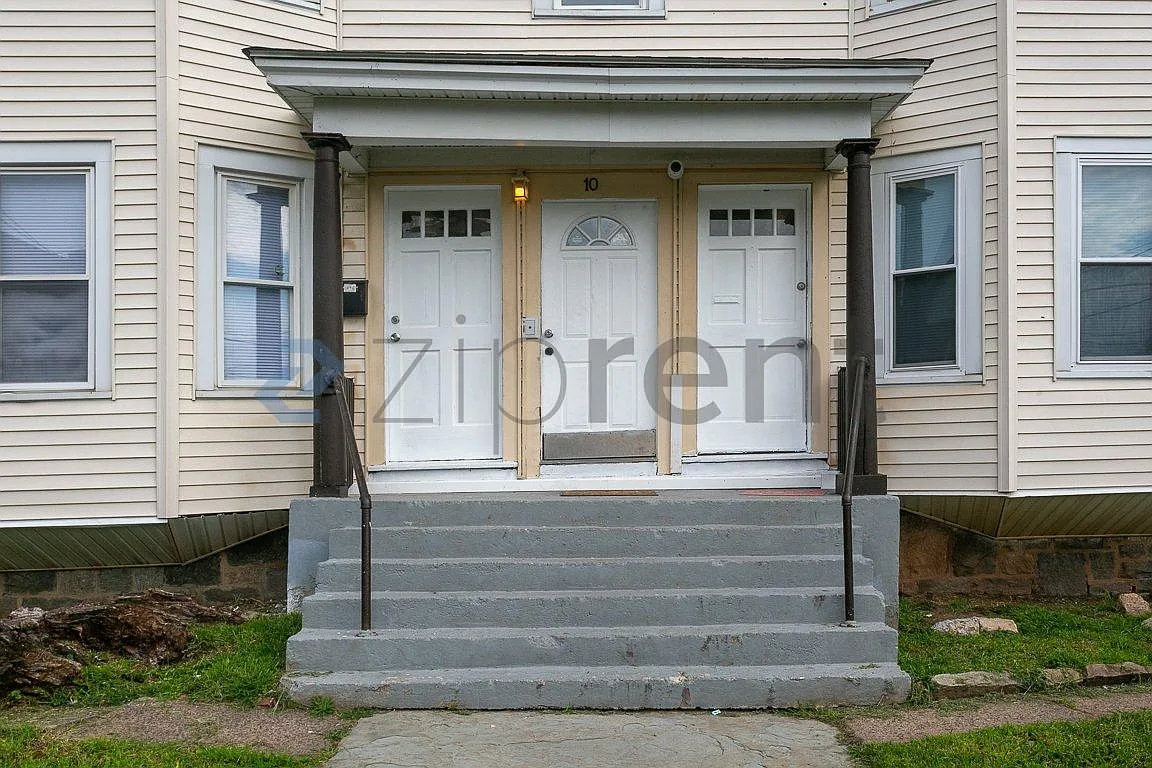 2 bed, 950 sqft, $1,700 — Photo 3