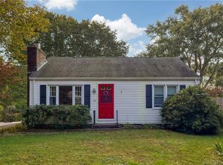 27 Hazel Rd, Guilford, CT 06437