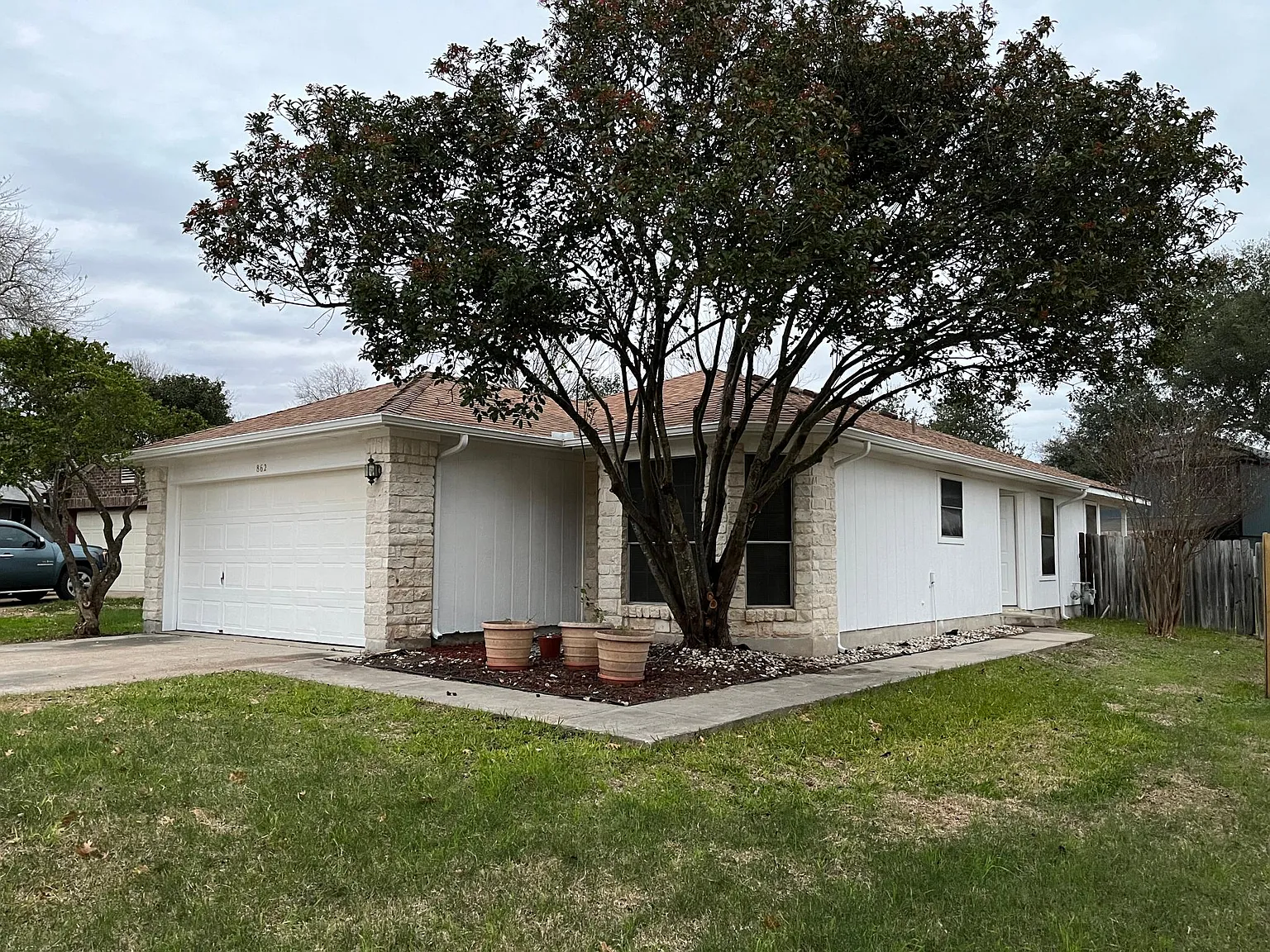 3 bed, 1247 sqft, $2,195 — Photo 1