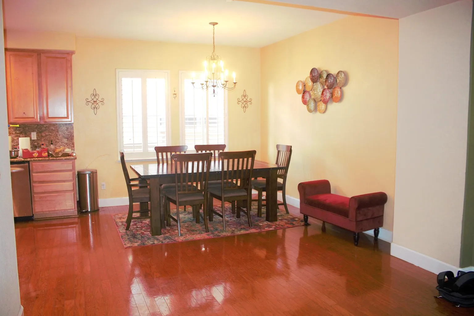 621 Adeline Ave photo 1