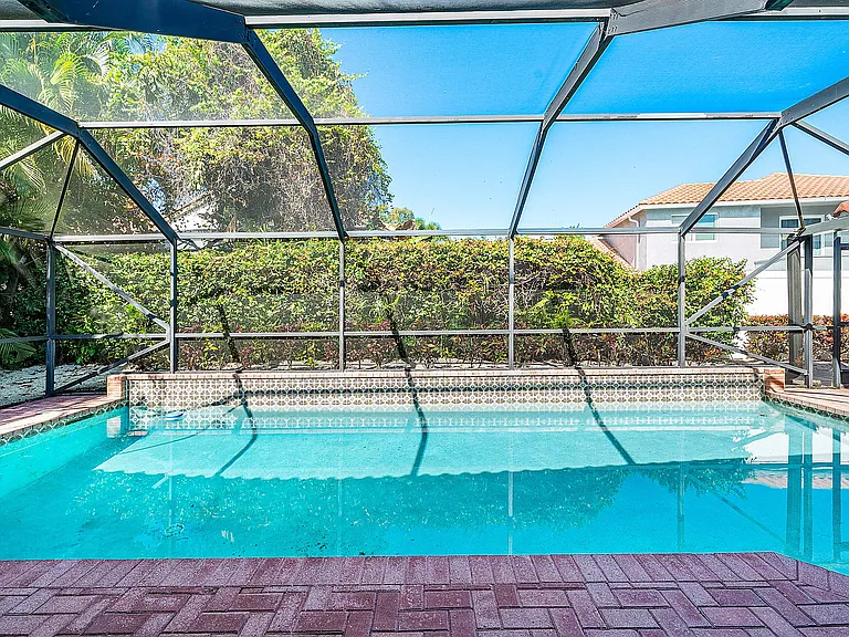 6005 Buena Vista Ct — Photo 43