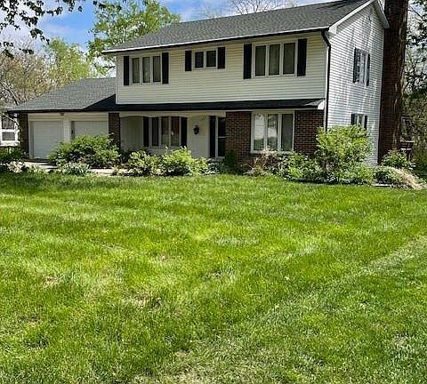 2nd image of 1247 Parkdale Rd