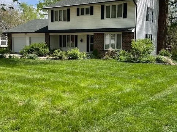 1247 Parkdale Rd, Maryville, MO 64468