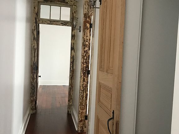 3rd image of 1300 Elysian Fields Ave #2