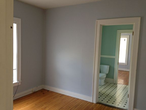4th image of 218 John St NE APT 1