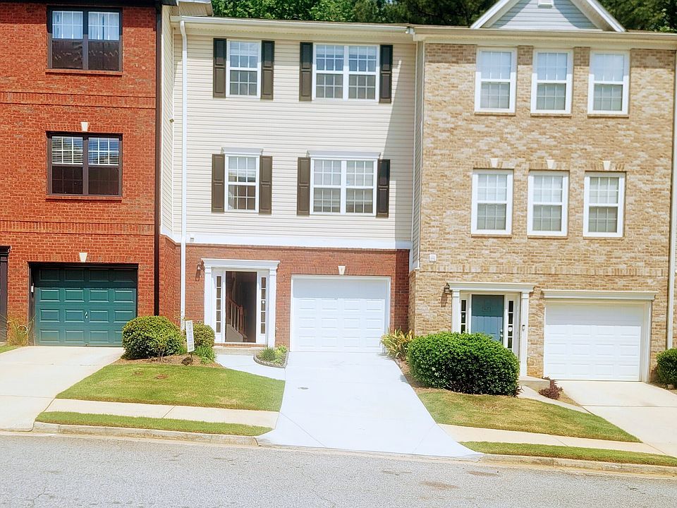 1st image of 523 Lantern Wood Dr