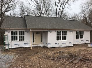 1007 Crest Dr, La Fayette, GA 30728