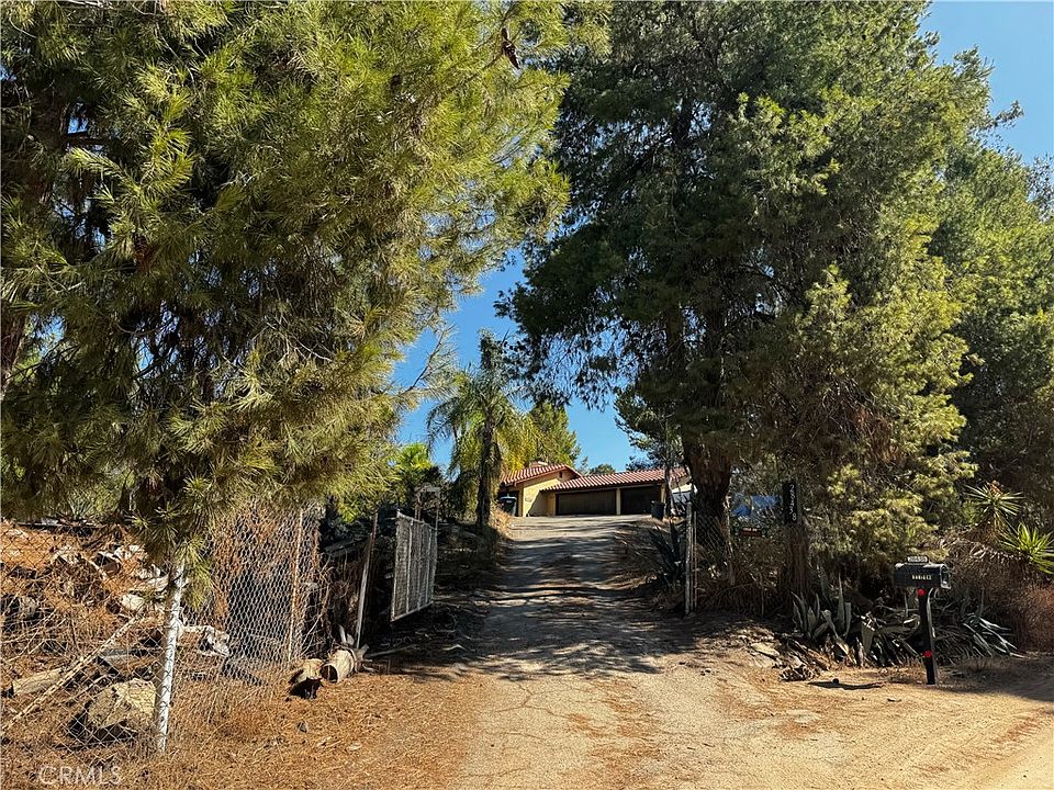 1st image of 28438 Cepin Dr